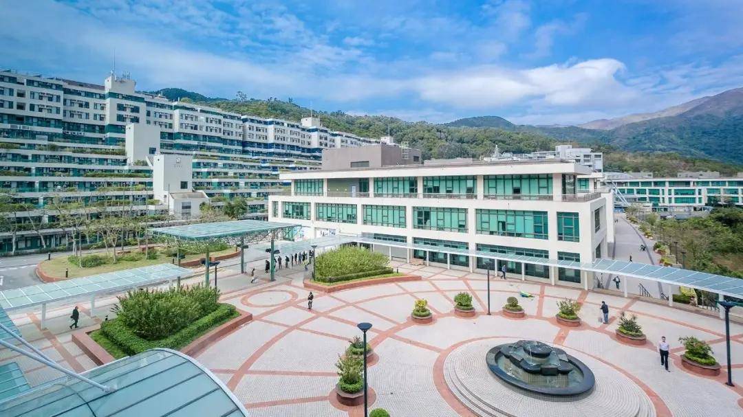 澳門大學(xué)內(nèi)陸錄取線_澳門旅游學(xué)院錄取要求_2012年中國(guó)傳媒大學(xué)大學(xué)在陜西文科錄取分?jǐn)?shù)線