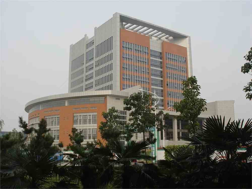 廣東實(shí)力最強(qiáng)的二本大學(xué)_軟件工程專業(yè)二本大學(xué)最強(qiáng)_大學(xué)廣東廣東二本a分?jǐn)?shù)線