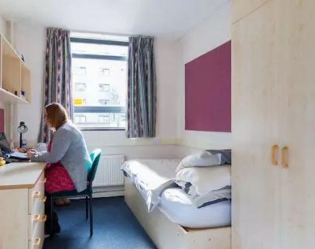 英國 留學 費用 知乎_英國留學一年的費用_英國 留學 費用