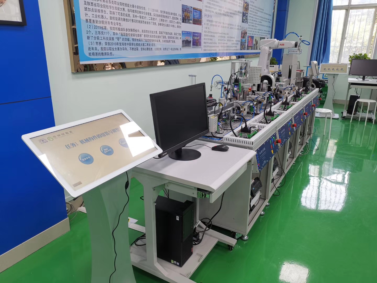 上海震旦職業學院地址_上海市震旦職業學院_上海民遠職業技術學院與上海震旦職業學院哪個好點