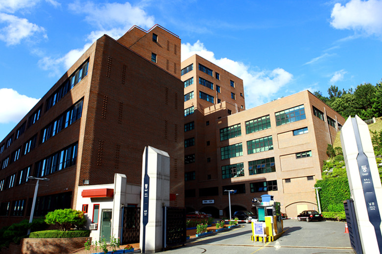 日本伯克利音樂學院_清華伯克利深圳學院_瓦倫西亞 伯克利學院