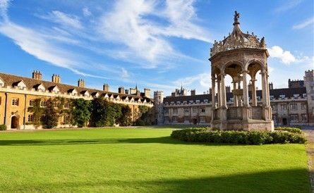 英國留學費用一覽表_新加坡留學一年費用一覽_英國 留學 費用