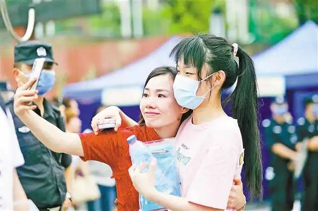 中考成績什么時候才公布_高轉送股票在什么時候公布_2014長治黨群公務員面試成績在哪個網上公布