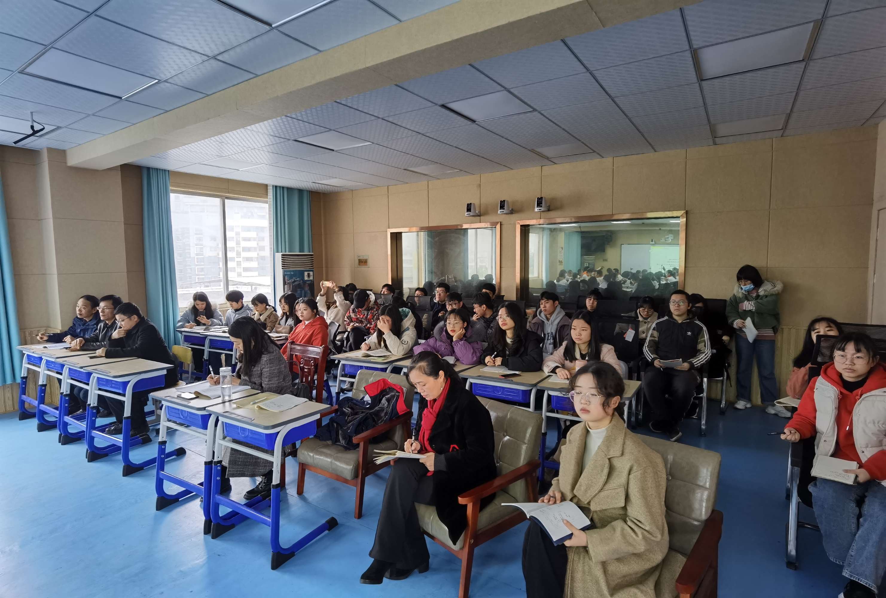 高中澳大利亞留學機構_澳大利亞高中留學費用_中學留學澳大利亞費用