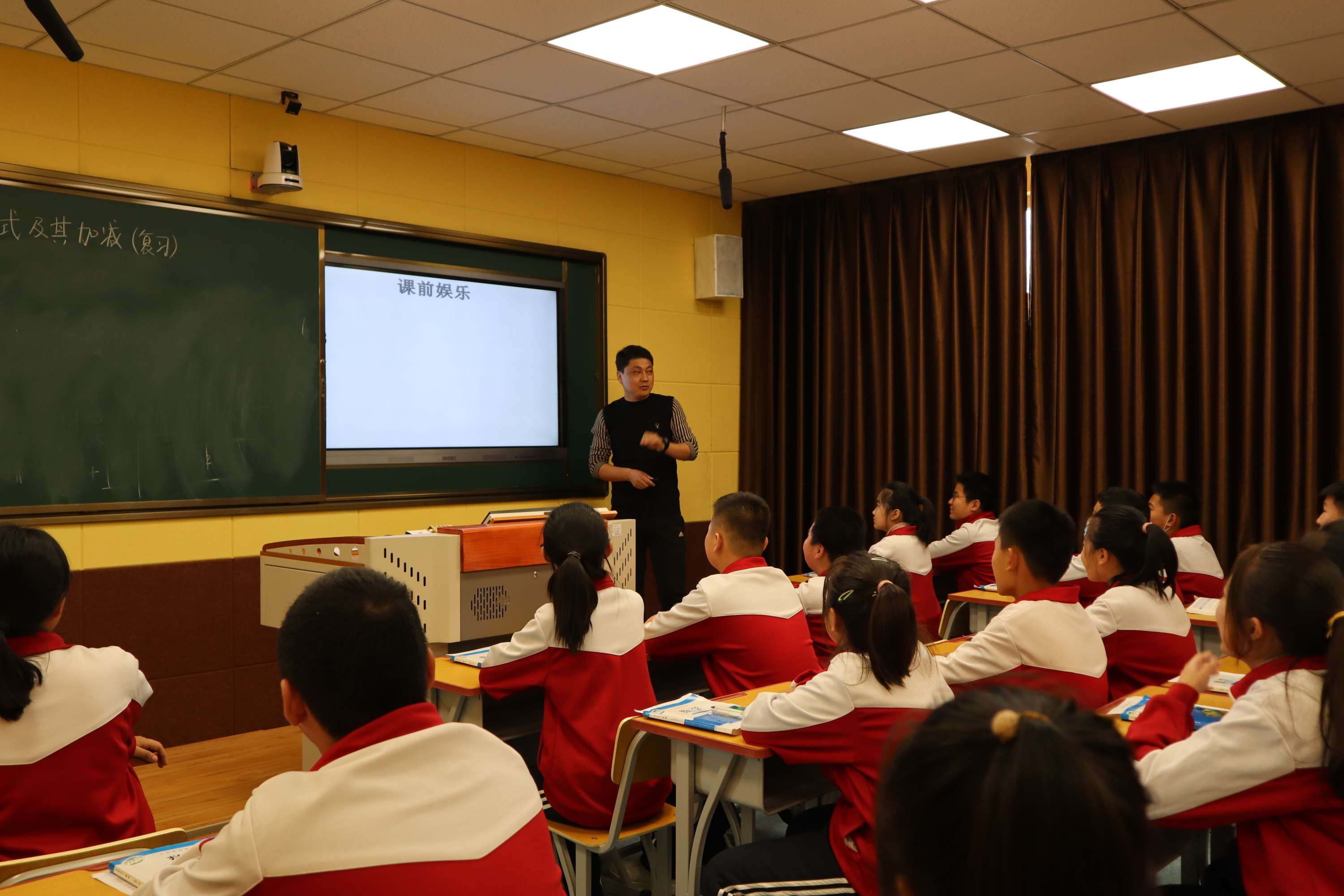 高中澳大利亞留學機構_中學留學澳大利亞費用_澳大利亞高中留學費用