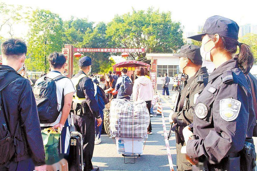 新加坡碩士留學需要托福還是雅思成績_新加坡社區大學留學_新加坡本科留學一年費用