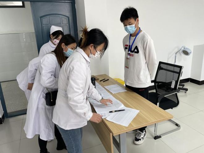 澳洲高中留學_申請澳洲醫學院留學方法_澳洲本科申請澳洲碩士
