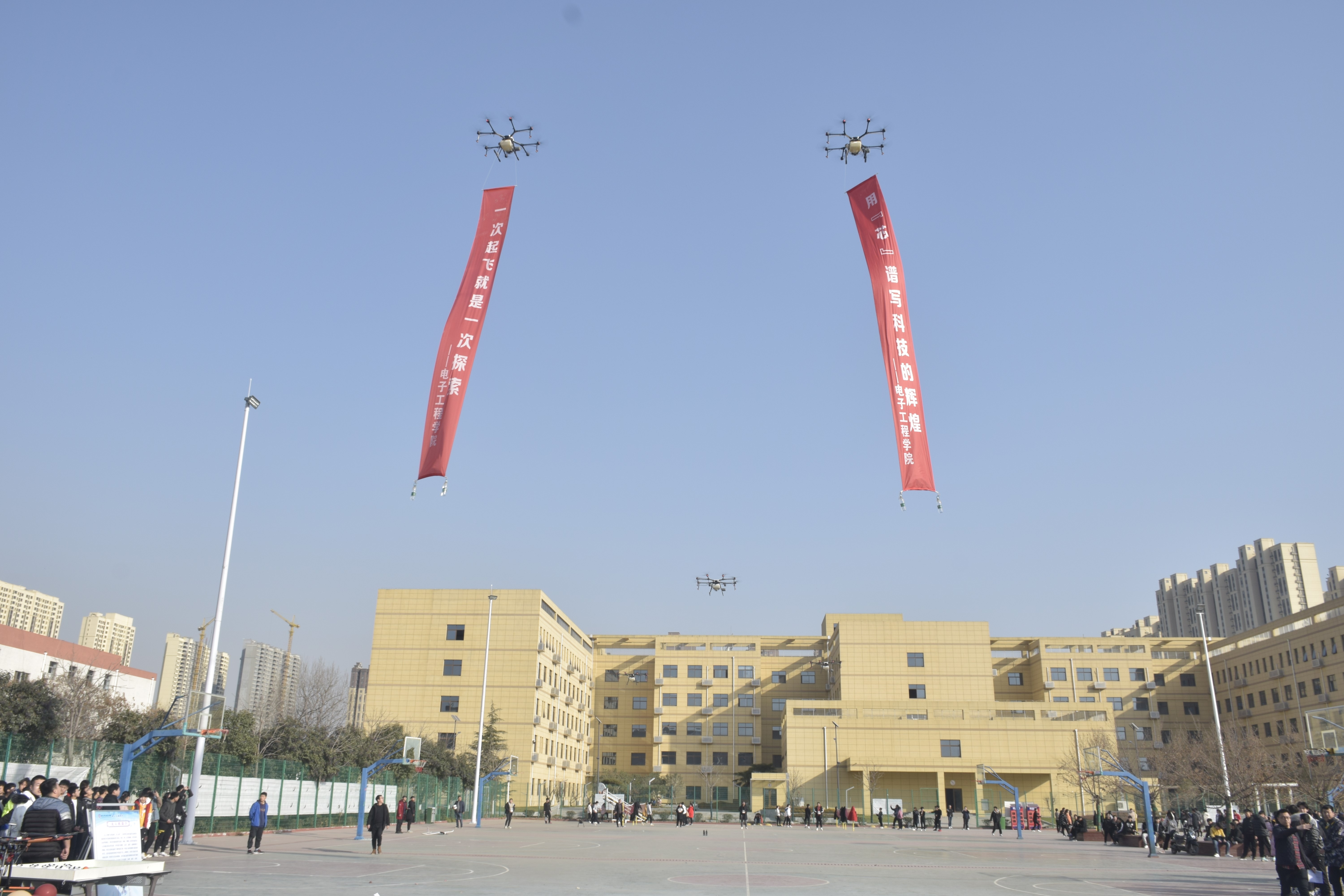 中國民航飛行學(xué)院綿陽校區(qū)_綿陽飛行職業(yè)學(xué)院_中國民用航空飛行學(xué)院飛行專業(yè)
