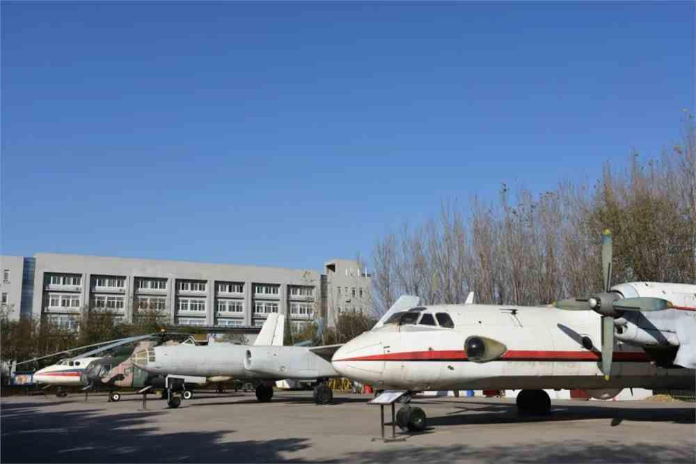 綿陽飛行職業(yè)學(xué)院_中國民用航空飛行學(xué)院飛行專業(yè)_中國民航飛行學(xué)院綿陽校區(qū)