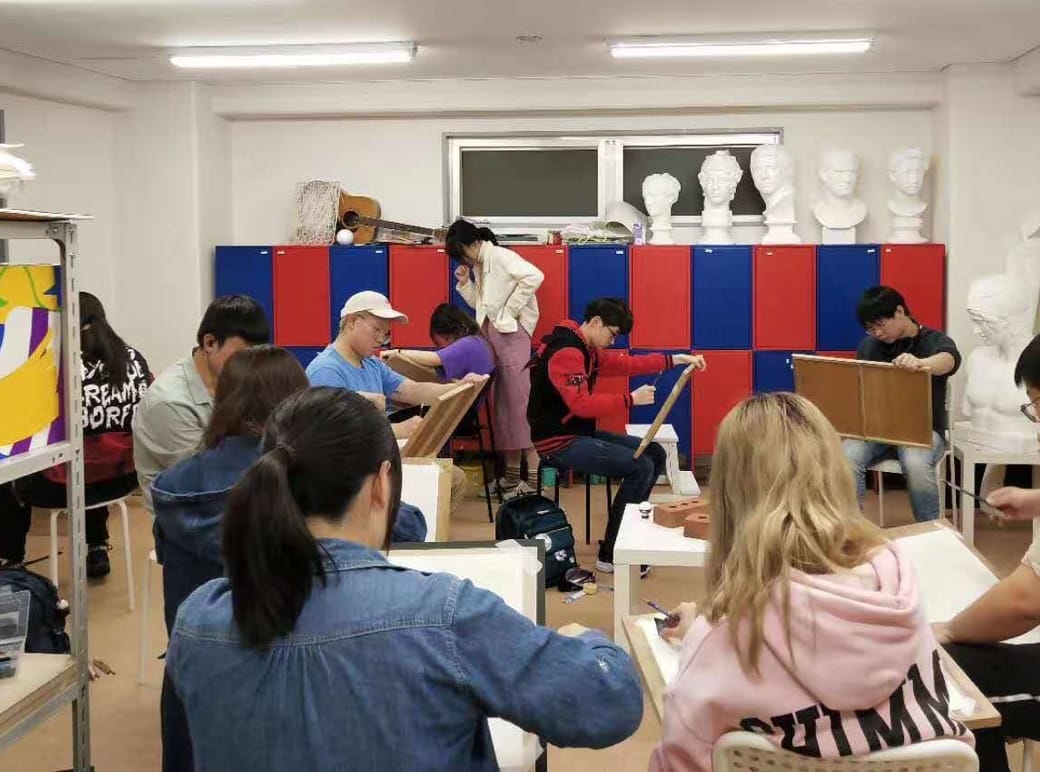 聽說報(bào)了華櫻出國,申請出國,華櫻的獎(jiǎng)勵(lì)條件是什么_自己申請出國留學(xué)_留學(xué)出國的準(zhǔn)備