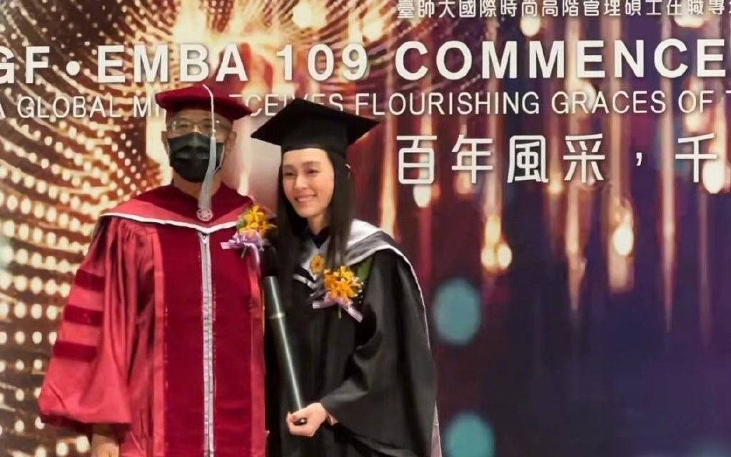 蘋果官網香港蘋果官網_卓悅香港官網卓悅香港官網_香港浸會大學官網