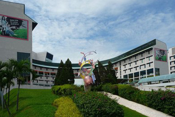 易三倉大學世界排名_易三倉大學廣告設計_易三倉大學世界排名