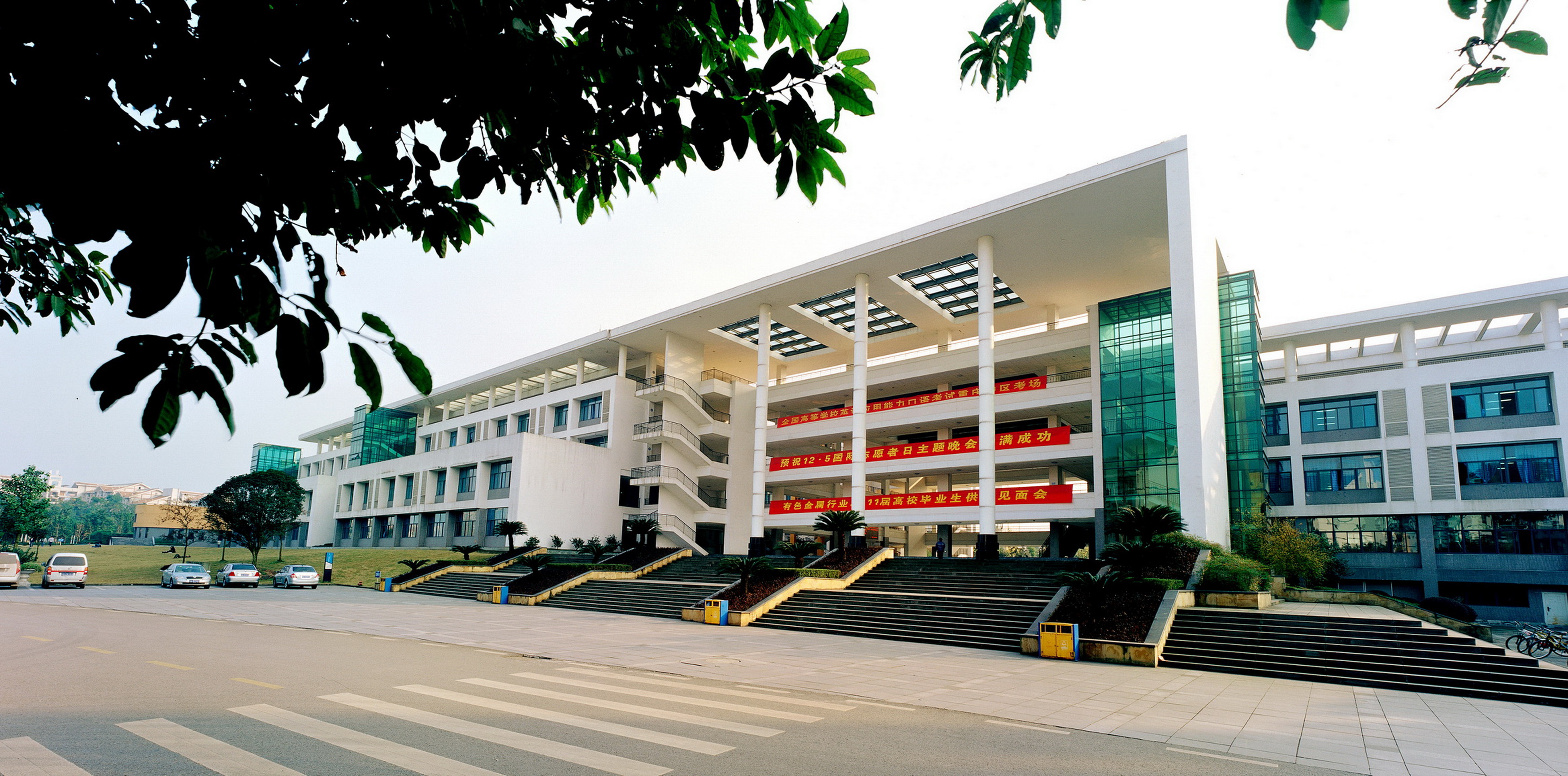 西安科技大學高新學院_西安科技大學高新學院教務管理系統_西安科技高新學院官網