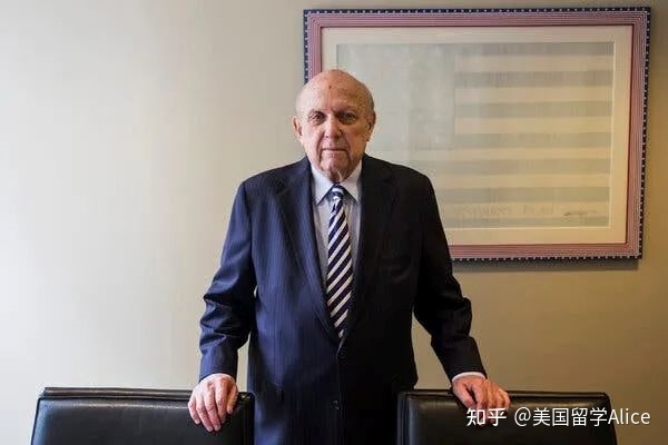 美國(guó)法學(xué)院校專業(yè)申請(qǐng)流程_美國(guó)院校申請(qǐng)_申請(qǐng)美國(guó)大學(xué)的流程