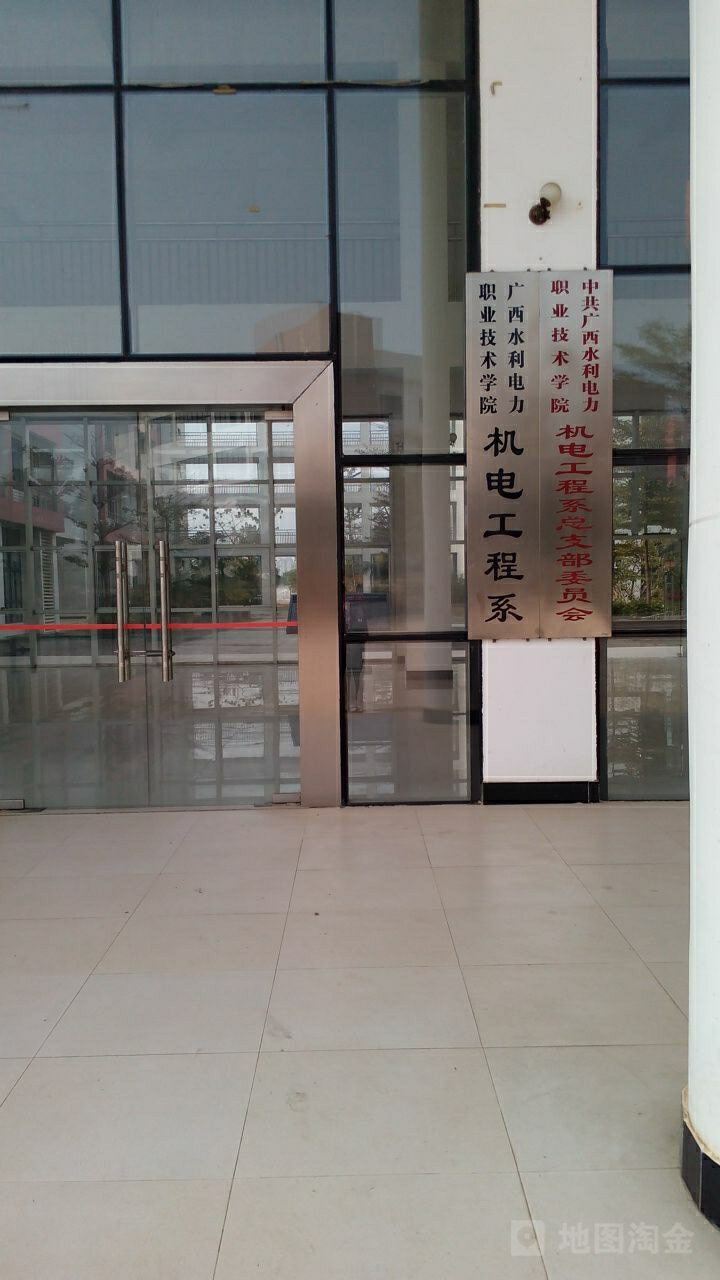 山東警察學(xué)院好考嗎_山東最好的職業(yè)學(xué)院_鄭州鐵路職業(yè)技朮學(xué)院好就業(yè)