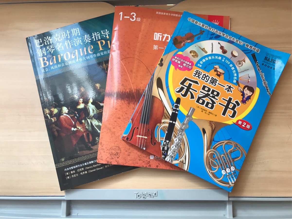 初一自我介紹作文_介紹自己英語作文初一_英語初一作文介紹自己