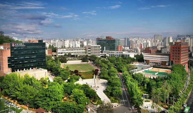 臺灣公立大學建筑系排名_法國公立大學金融碩士排名_澳洲公立大學排名