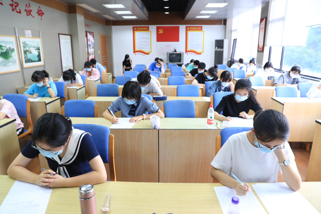 阿拉巴馬大學漢茨維爾分校2014托福最低分數要求_2023美國大學托福分數線最新要求_美國研究生托福要求