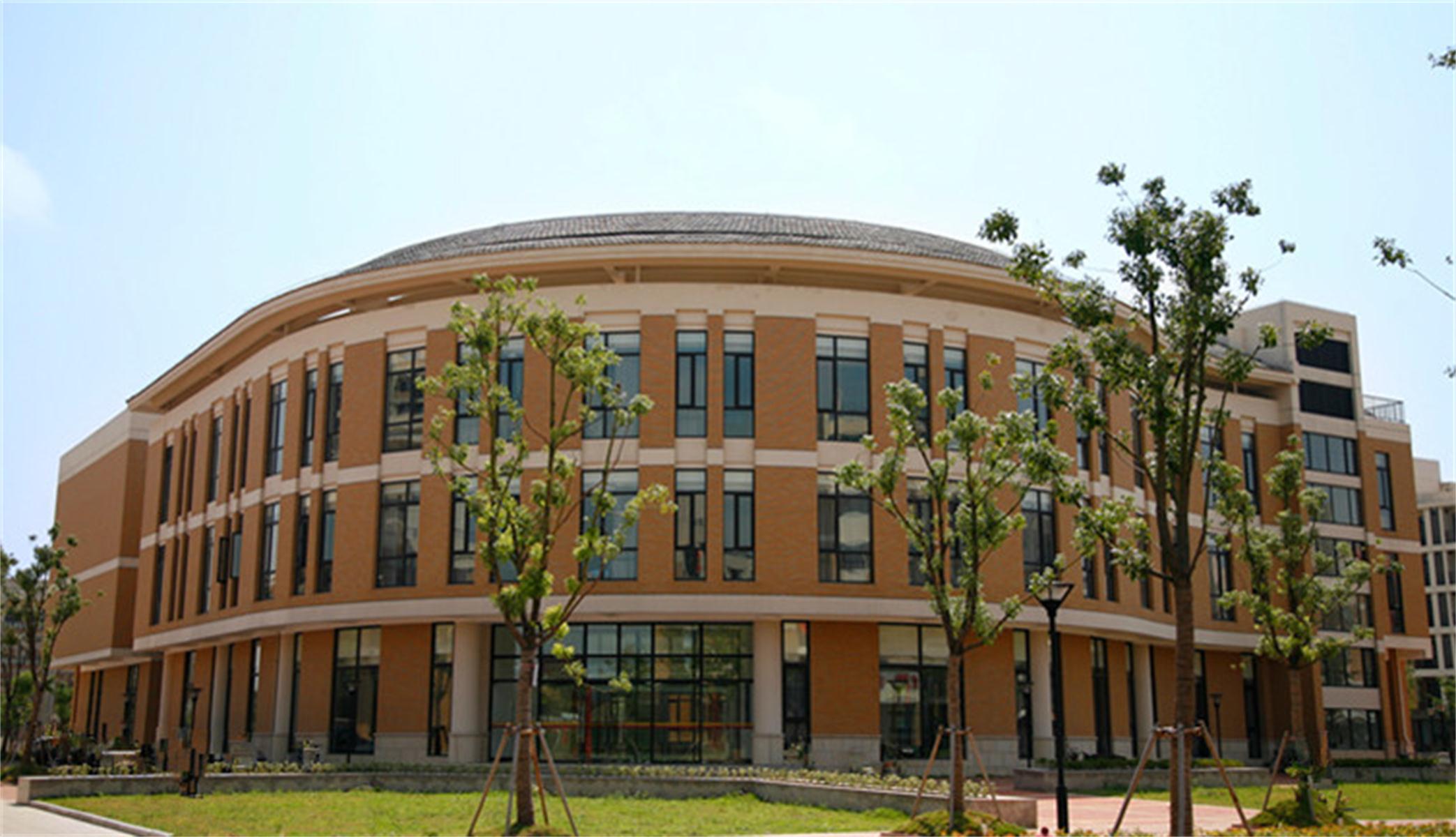 青島理工大學東校區_青島理工黃島新校區_南陽理工東校區規劃圖