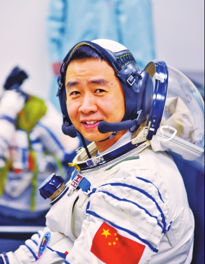 景海鵬幾次登上太空_景海鵬在太空過生日_景海鵬 劉旺 劉洋