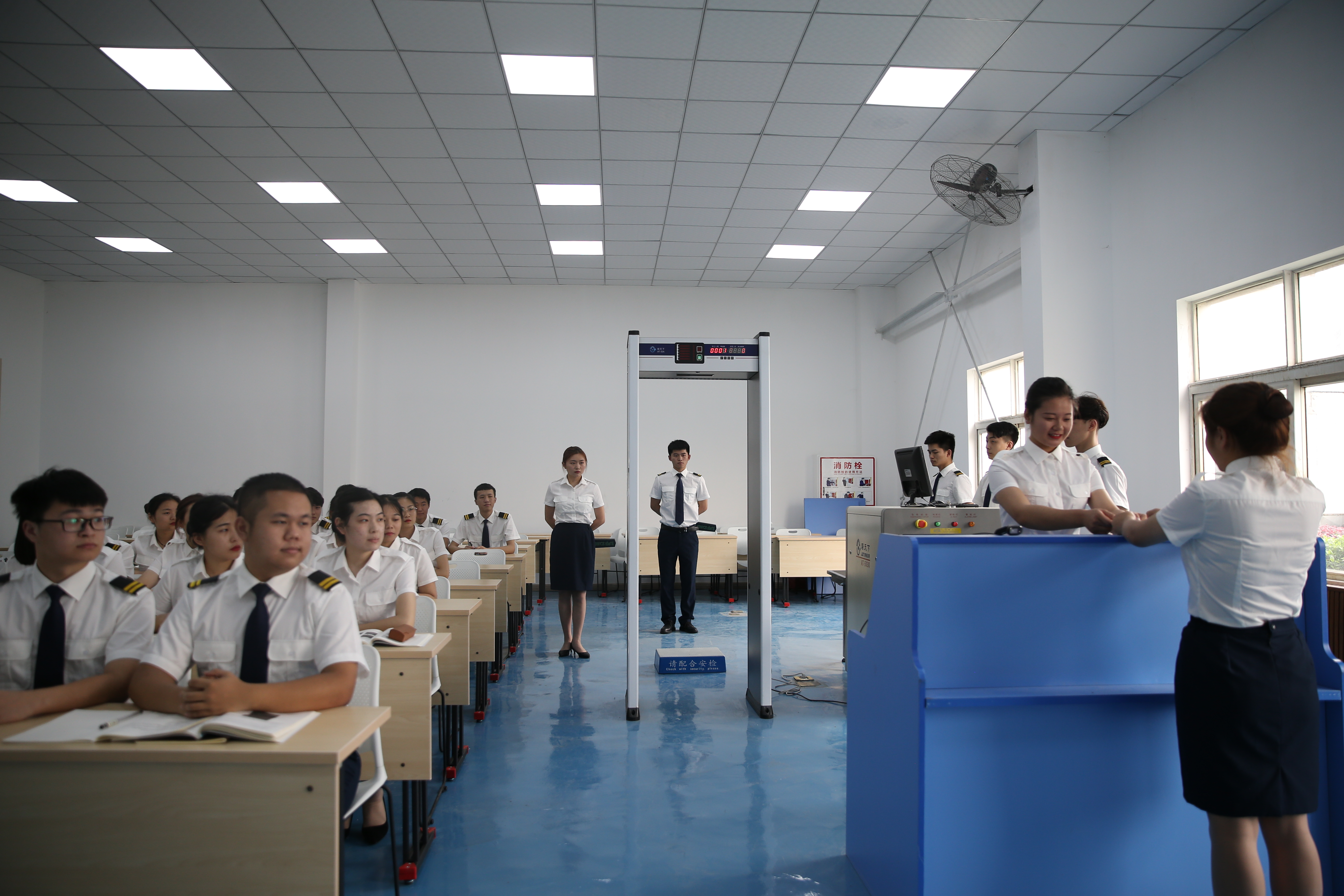 陜西省大專院校排名_廣東公立大專t院校排名_陜西2016二本院校排名