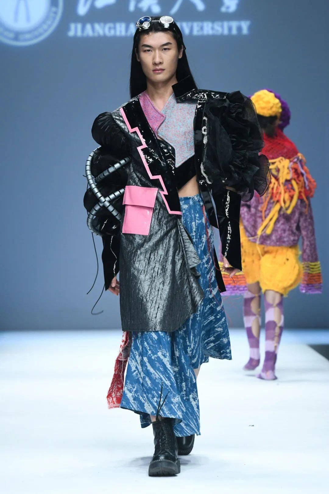 澳大利亞服裝圖片_澳大利亞服裝設計學院_澳大利亞服裝進口關稅