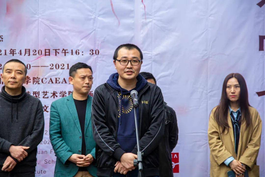 新加坡服裝設計學院_新加坡mdis學院是什么學院_新加坡特色服裝