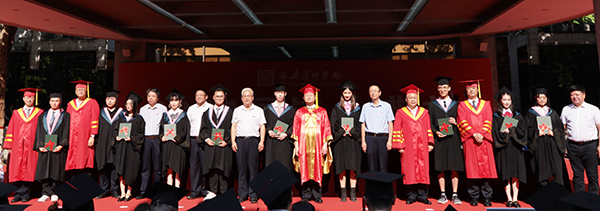 新加坡特色服裝_新加坡服裝設計學院_新加坡mdis學院是什么學院