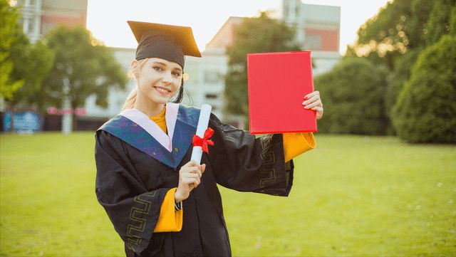 大學讀一半去泰國留學_英國留學去哪個大學好_去英國還是愛爾蘭留學