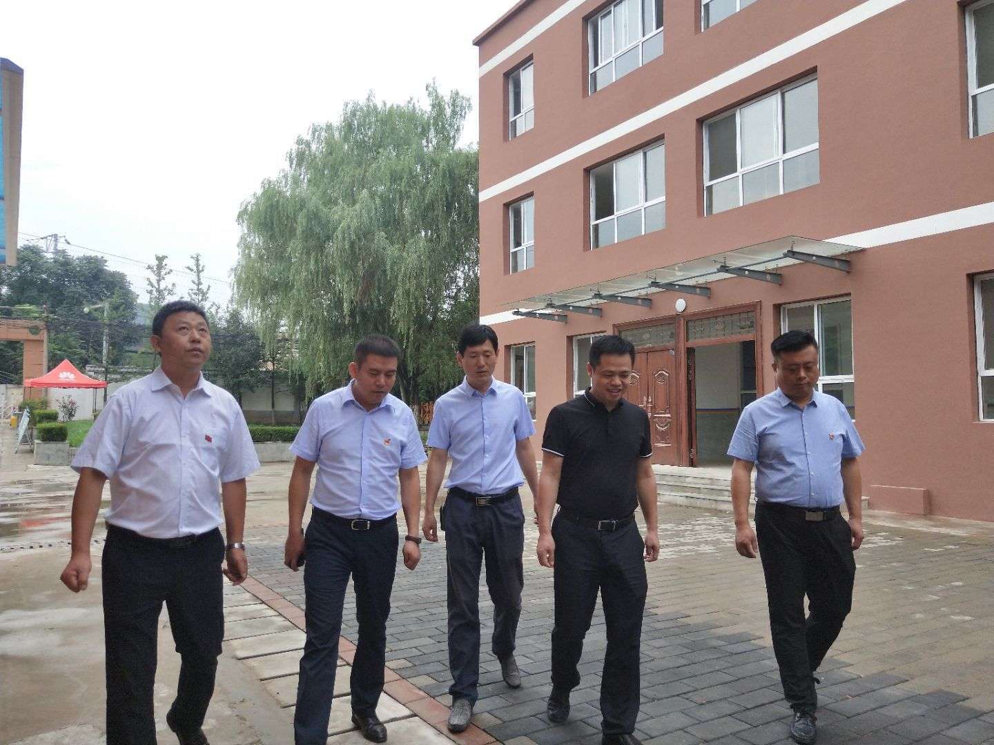 廈門北站到廈門工商旅游學(xué)校_加拿大旅游學(xué)英語(yǔ)_廈門工商旅游學(xué)院