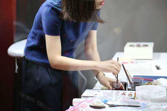 馬蘭歐尼時裝設(shè)計學(xué)院_馬蘭歐尼學(xué)院教育體系_馬蘭歐尼時裝學(xué)院 時尚買手專業(yè)