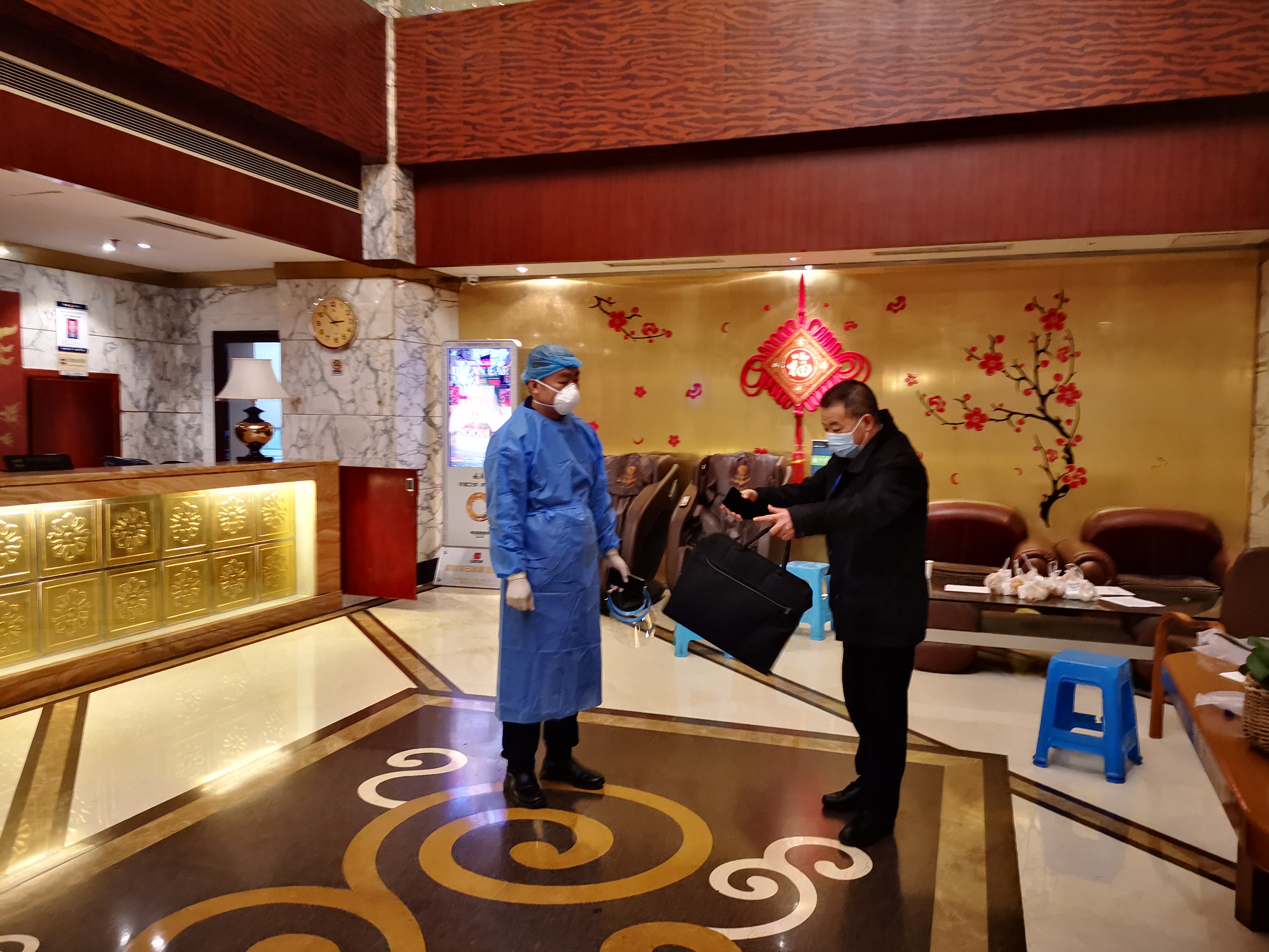 隱藏的歌手回應抄襲質(zhì)疑_陳偉霆 回應整容質(zhì)疑_留學生回國隔離期回應質(zhì)疑