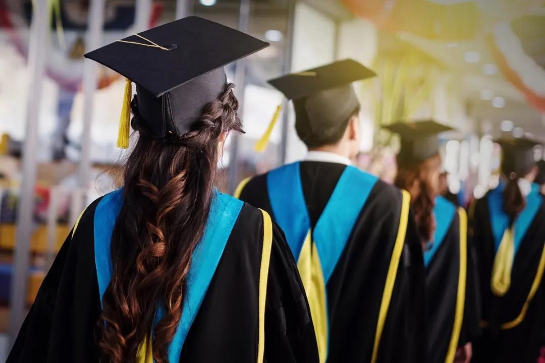 出國碩士留學條件_澳大利亞留學條件大學_大學生出國留學條件