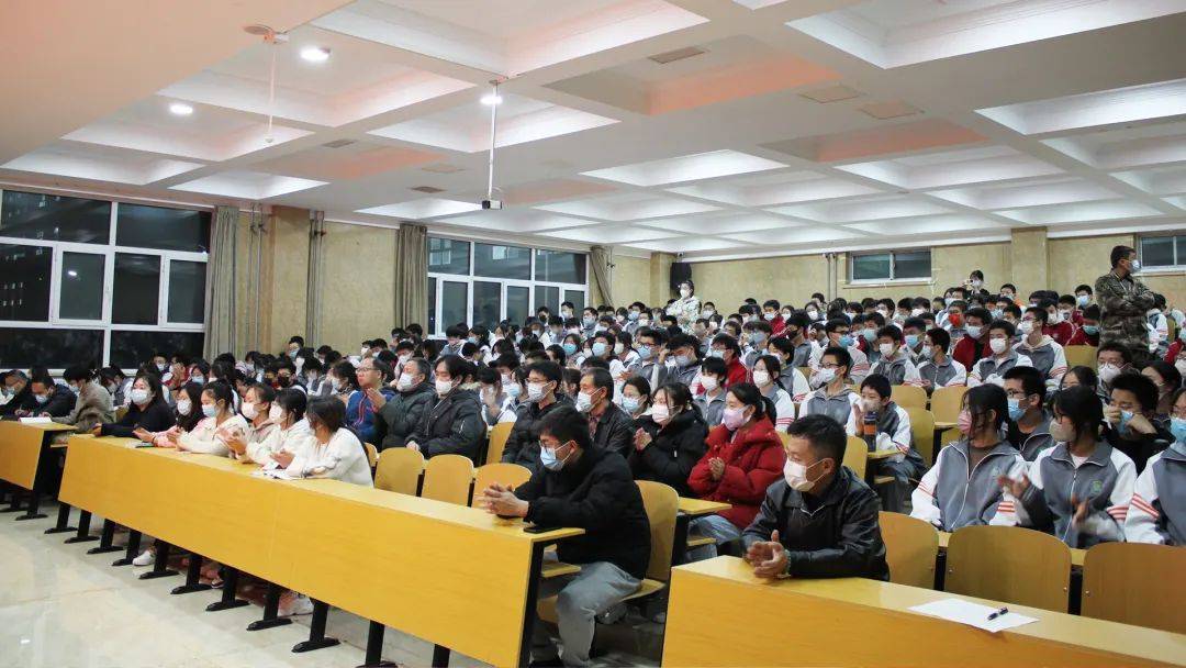 倫敦政治經濟學院經濟學院_馬來西亞倫敦大學學院_倫敦國王學院和愛釘大學