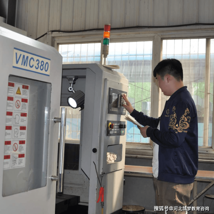 青島市高級技工學校_福建省技工師學校_重慶 技工 學校