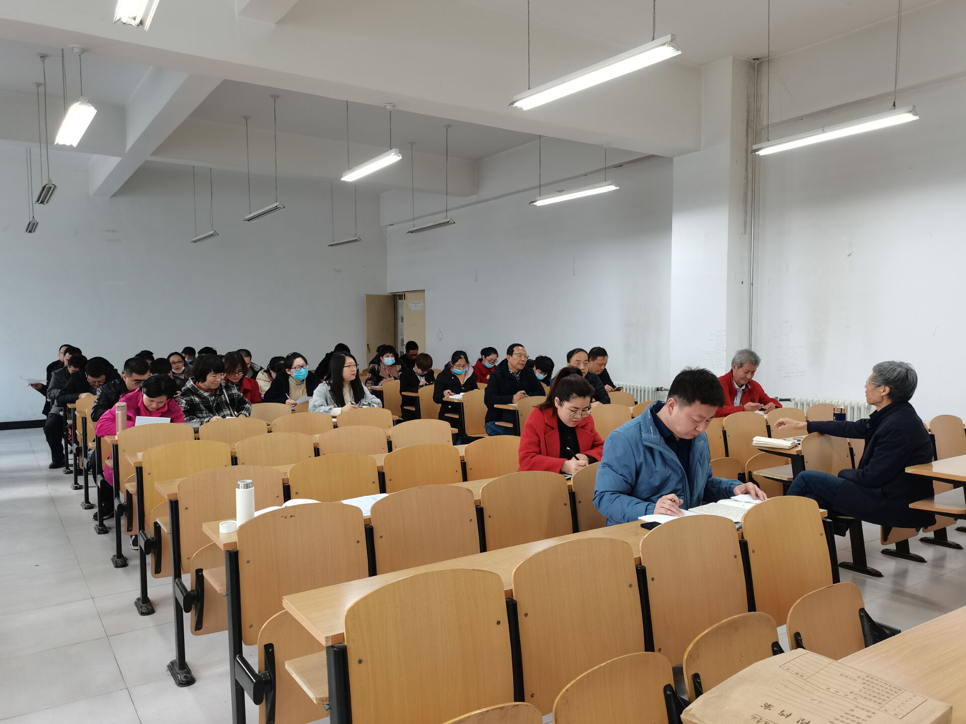 青島交河技工塑料招聘_青島市高級技工學校_深圳技工技師學校培訓