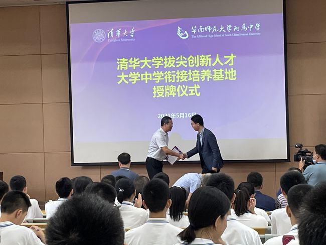 西南民族大學文科;分數_西南某政法院校_西南政法大學分數線
