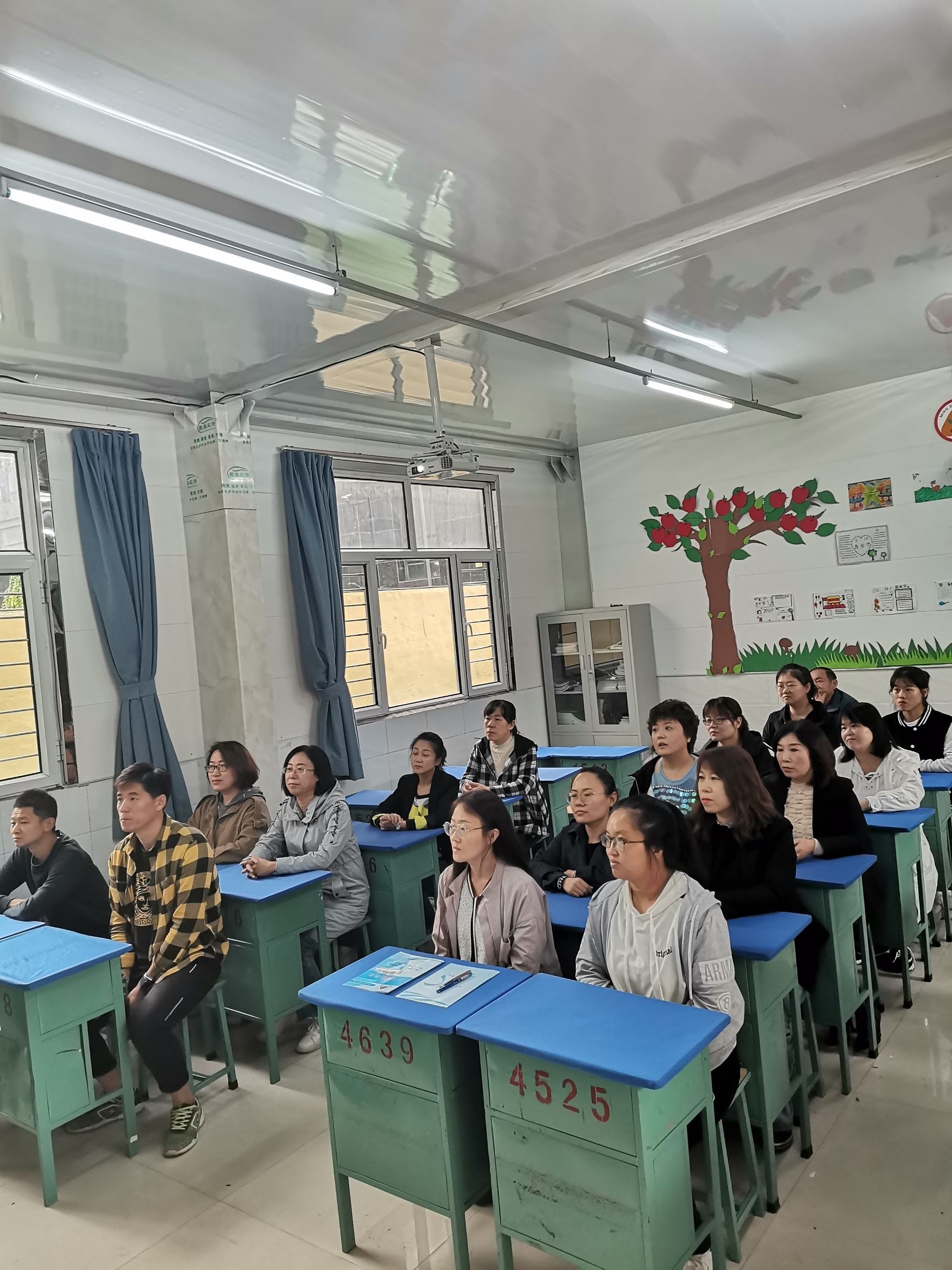 貴州財經(jīng)大學(xué)商務(wù)學(xué)院教務(wù)系統(tǒng)網(wǎng)_貴州財經(jīng)大學(xué)商務(wù)學(xué)院教務(wù)網(wǎng)絡(luò)管理系統(tǒng)_貴州大學(xué)明德學(xué)院