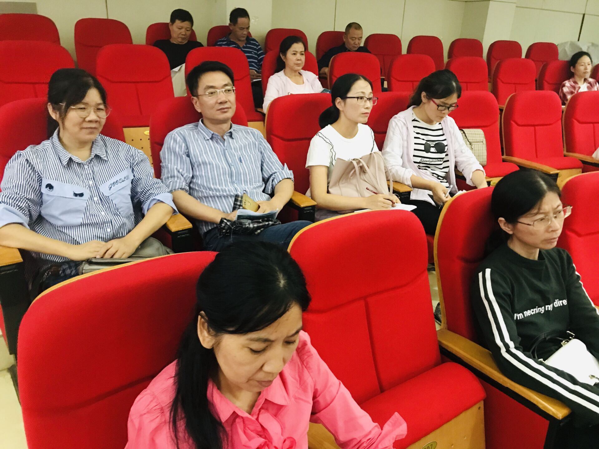 貴州大學明德學院_貴州財經大學商務學院惠水校區_明德大學蒙特雷國際研究學院