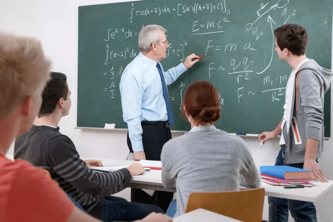 加拿大小學留學費用_加拿大高中留學_加拿大小學留學陪讀