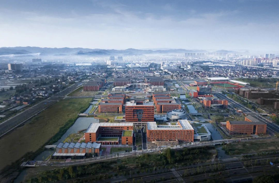 湖南有哪些大學(xué)是重本_成都信息工程大學(xué)是1本_2023鄭州輕工業(yè)大學(xué)是幾本最新要求