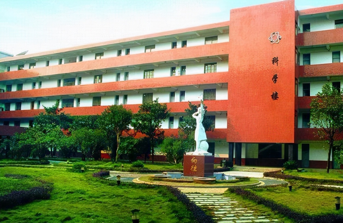 山東高校錄取分?jǐn)?shù)排名_山東高校排名_2015高校聯(lián)賽山東排名