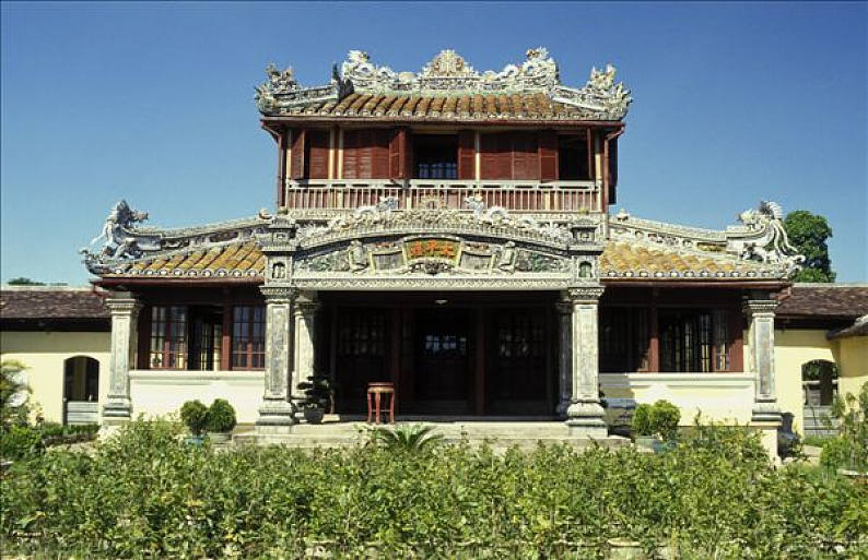 瘋狂猜歌起4個字 久 距 情 年 人 客 紅 光_愛情保衛(wèi)戰(zhàn)人與蛇情未那一期_韓國的風(fēng)土人情