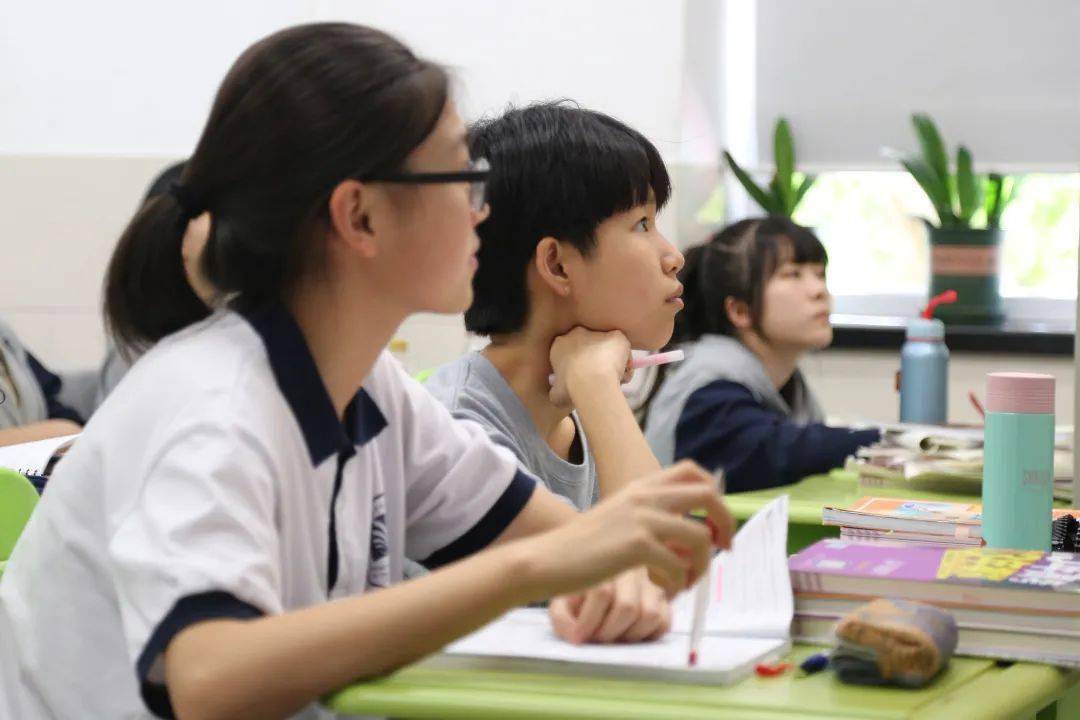 韓國中央蘭開夏大學_英國中央蘭開夏大學 貼吧_河北大學中央蘭開夏傳媒與創意學院
