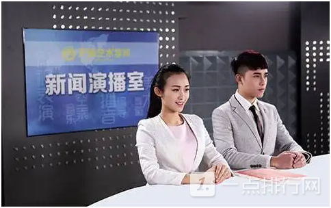 主持播音類學(xué)校_播音與主持藝術(shù)專業(yè)_編導(dǎo)主持播音
