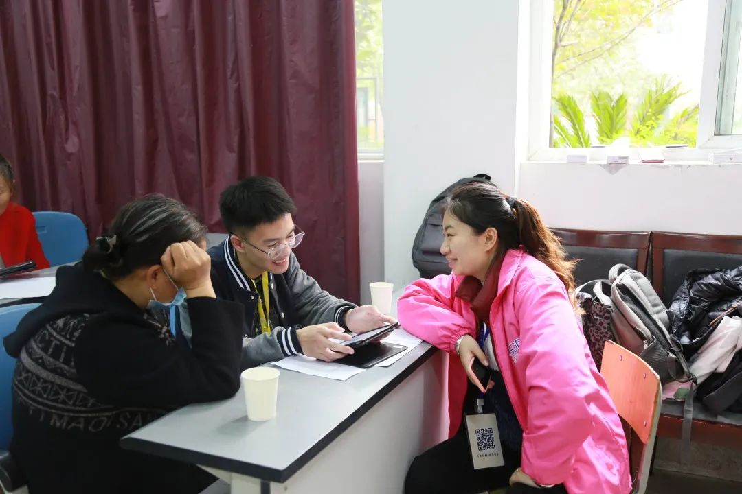 大學生就業能力訪談提綱_化學專業就業前景_青年就業建議