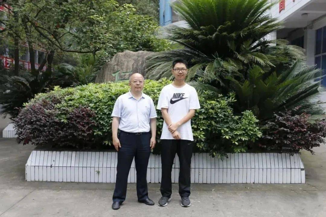湖南石門一中_石門縣考上北大清華_石門中學2020清華北大
