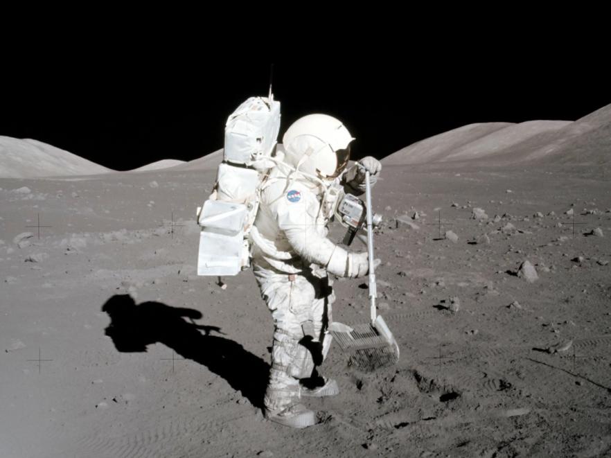神舟十號太空授課視頻完整版_太空授課看點神舟升空號的作文_神舟十號王亞平太空授課