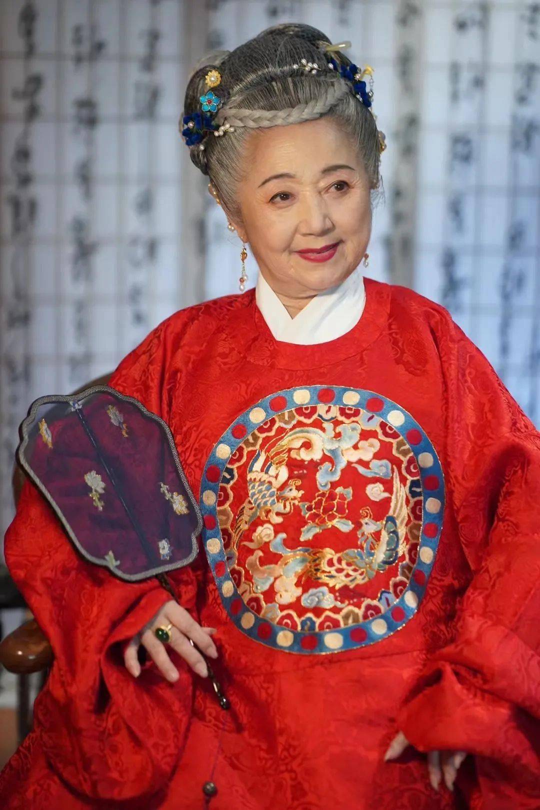時(shí)光老人流浪漢短文閱讀及答案_時(shí)光老人和流浪漢中_時(shí)光老人和流浪漢