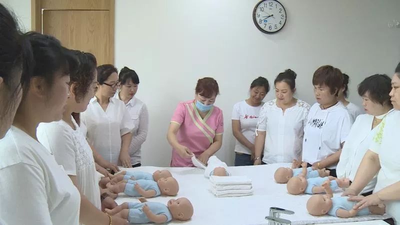 加拿大住家保姆_保姆加拿大住家多少錢_加拿大住家保姆吧